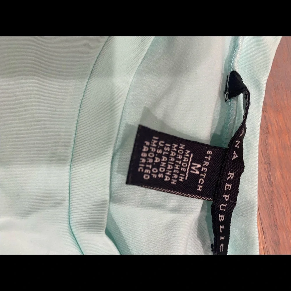 Banana Republic stretch women t-shirt size M - Picture 3 of 3